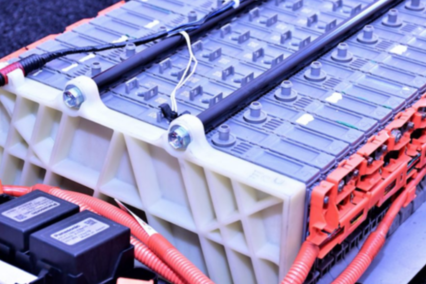 2026 State-by-State Hybrid Battery Disposal Laws: A Guide to Legal Compliance & Environmental Protection